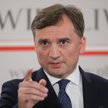 Minister sprawiedliwości, prokurator generalny Zbigniew Ziobro podczas konferencji prasowej w siedzi