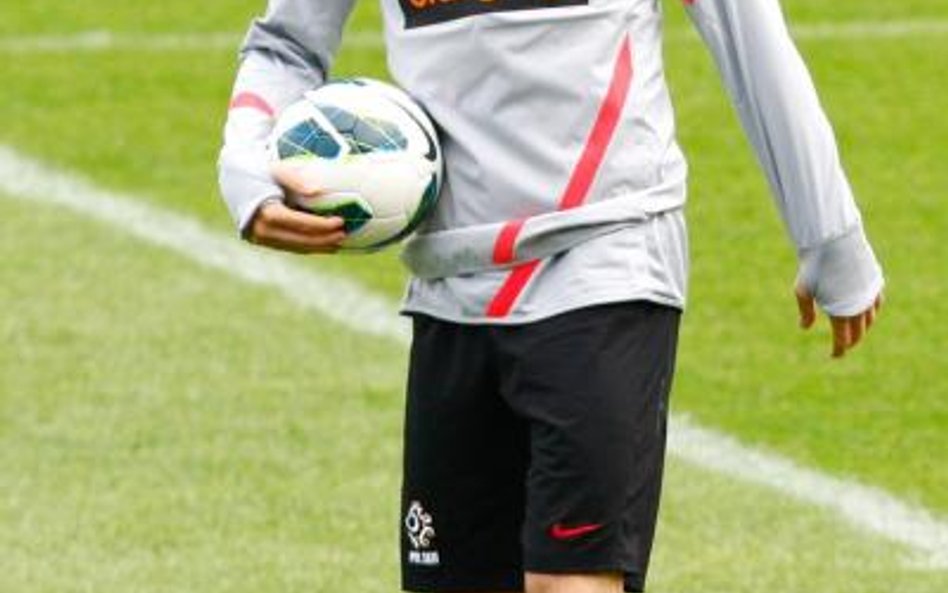 Robert Lewandowski w 48 meczach kadry strzelił 15 goli