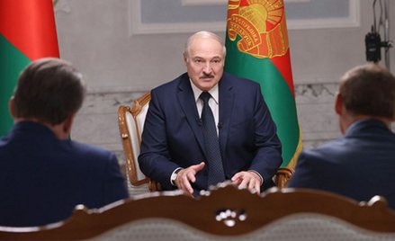 Łukaszenko udzielający wywiadu rosyjskim mediom
