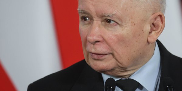 Jarosław Kaczyński chce całkowitego zakazu kryptowalut w Polsce