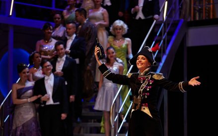 Magdalena Wilczyńska-Gos jako kapitan Orlovsky