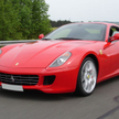 Ferrari: nowa strategia i większa sprzedaż