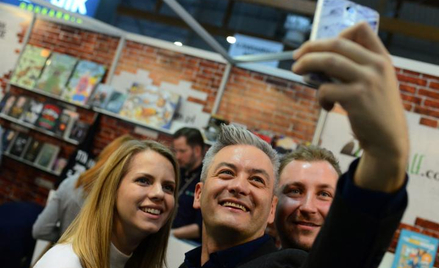 Nowa inicjatywa Roberta Biedronia ma większe szanse powodzenia niż propozycje polityczne Ryszarda Pe