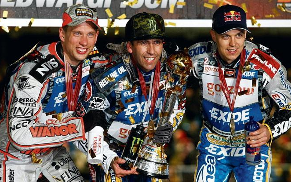 Mistrz świata Greg Hancock (w środku), Andreas Jonsson (srebro – z lewej) i brązowy medalista Jarosł