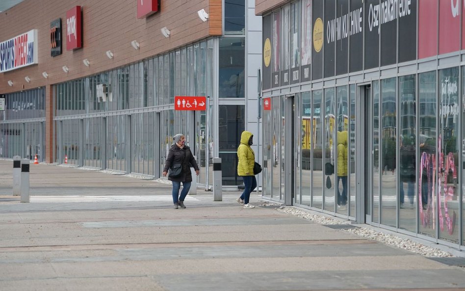 Być albo nie być dla centrów handlowych. Bez świąt upadną