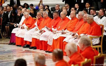Nadzwyczajna konferencja papieża z kardynałami. "Próba generalna" przed konklawe?