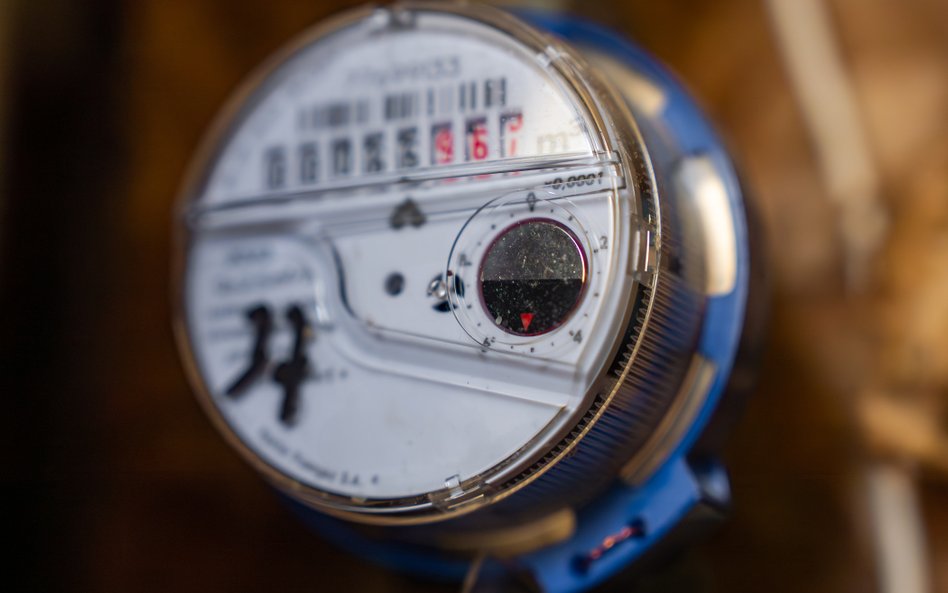 Wyniki Apatora pod negatywnym wpływem one-offa. Akcje w dół