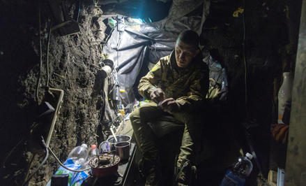 Ukraińscy żołnierze na froncie potrzebują energetyków