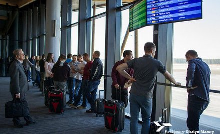 Ryanair poleci z Szyman do Kolonii