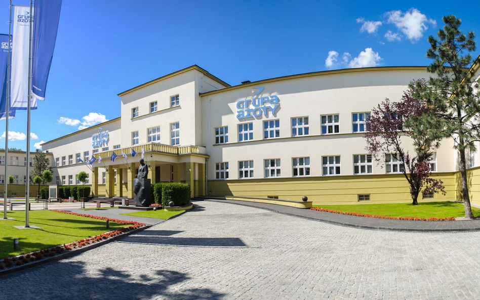 Potężne straty grupy Azoty. Bardzo słabo z biznesem nawozowym i chemicznym