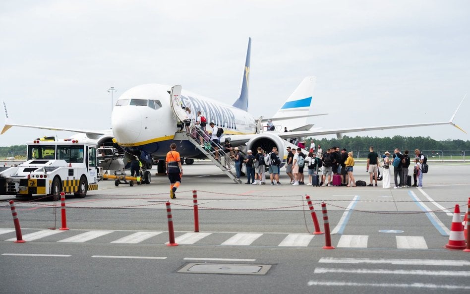 Port Lotniczy Wrocław pierwszy raz obsłużył ponad 700 tys. pasażerów w ciągu miesiąca