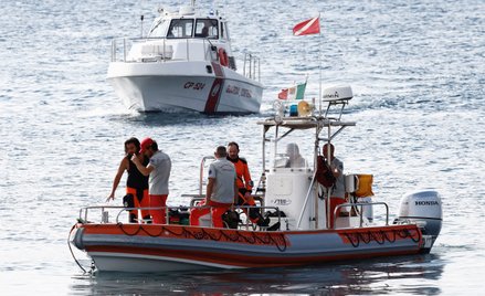 U wybrzeży Sycylii trwają poszukiwania 6 osób znajdujących się na pokładzie zatopionego jachtu bryty