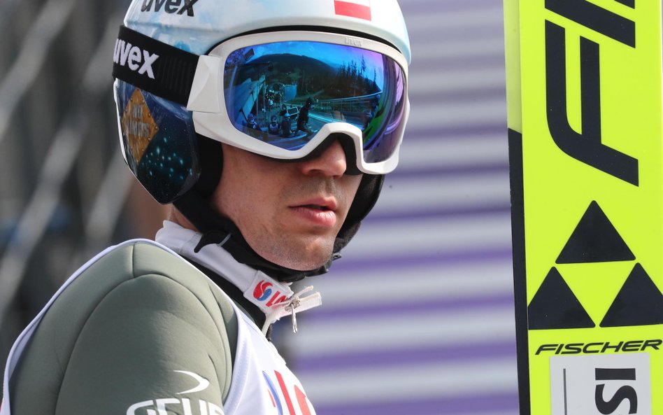 Kamil Stoch wygrał pierwsze kwalifikacje PŚ