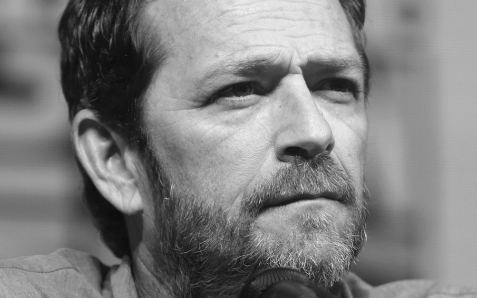 Amerykański aktor telewizyjny i filmowy, występował jako Dylan McKay w serialu Beverly Hills, 90210 