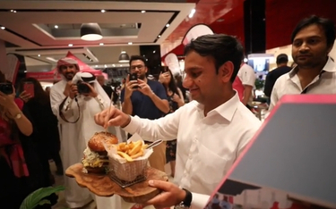 Dubaj: 10 tys. dolarów za hamburgera