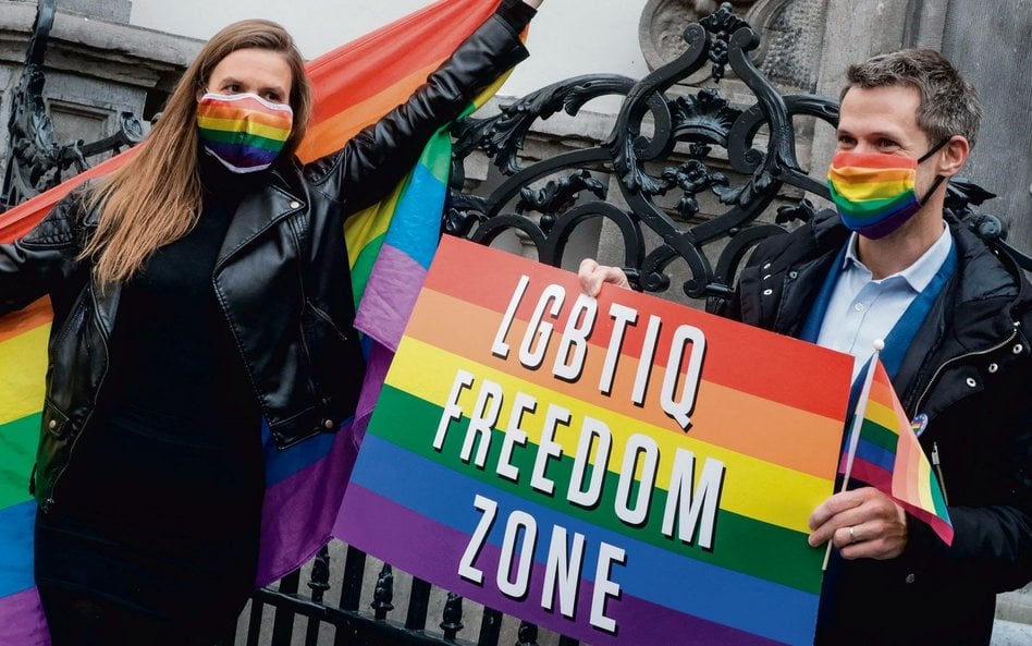 W rezolucji Parlamentu Europejskiego piękne idee zostały dalece zmodyfikowane. Na zdjęciu europosłow