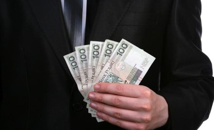 Pensje menedżerów w spółkach notowanych na GPW w ciągu dekady urosły o prawie połowę.