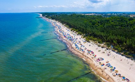 Plaża i kąpielisko w miejscowości Sarbinowo w pobliżu Mielna (fot. ilustracyjna)