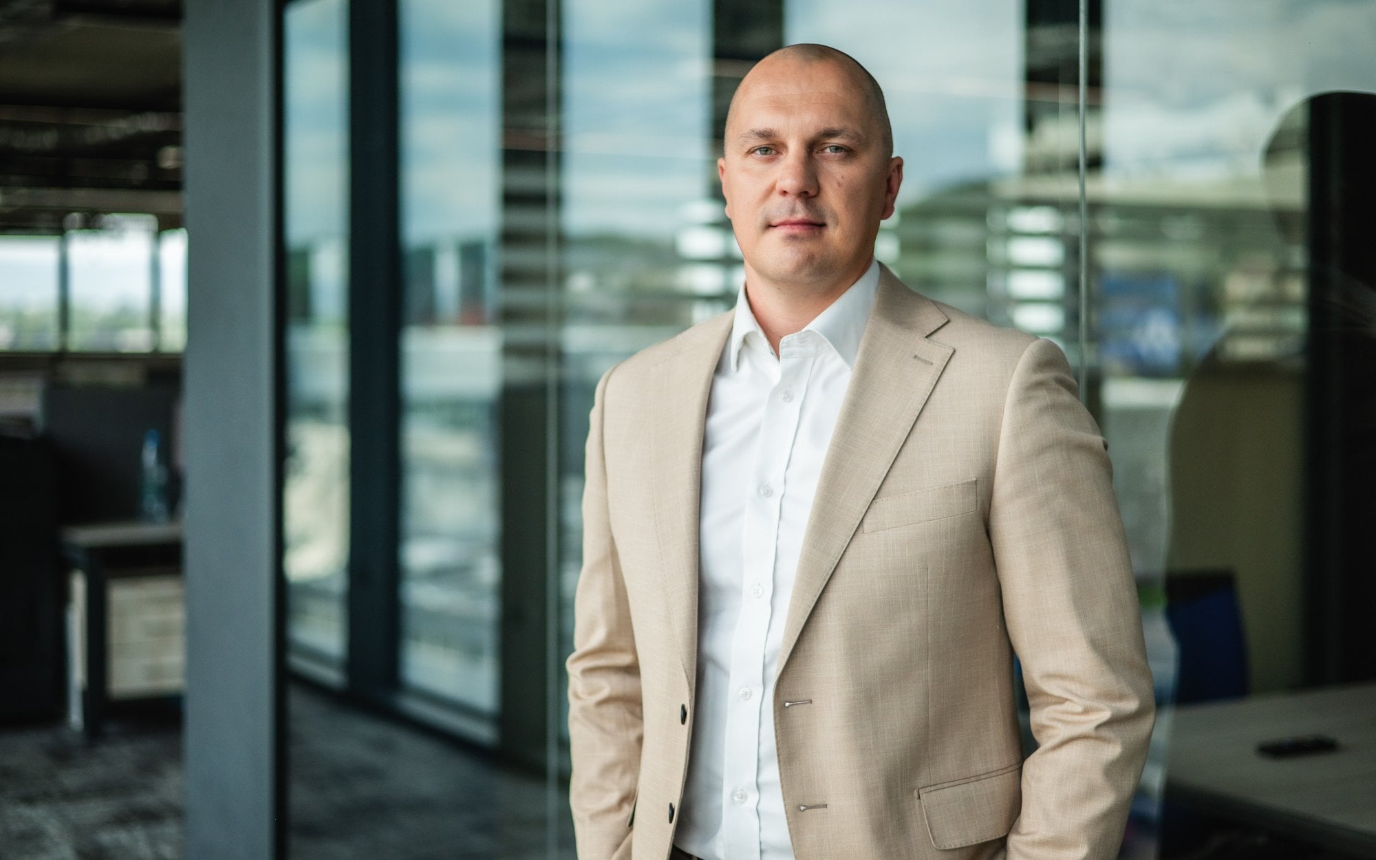 Brama garażowa wrotami do inteligentnego domu