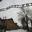 Policja odzyskała napis z Auschwitz