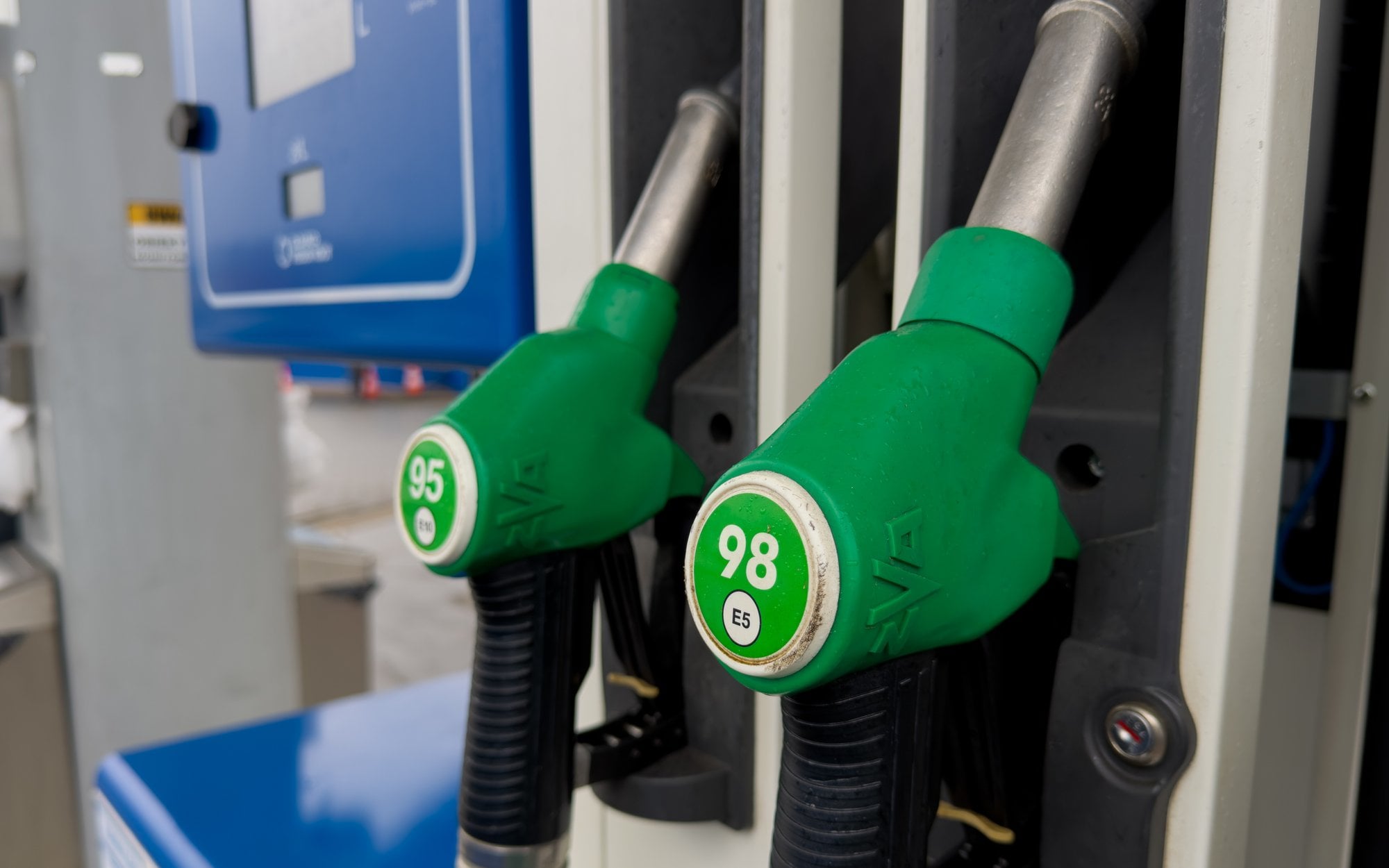 Inna cena paliw dla Polaków i obcokrajowców. Czy to dopuszczalne?