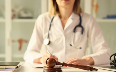 Pacjent w sądzie: jak personel medyczny odpowiada za naruszenia praw pacjentów