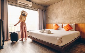 Stopień wykorzystania miejsc noclegowych na Mazowszu wynosi 44,7%, czyli więcej niż w skali Polski (