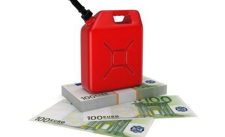 Poseł PiS Bogdan Rzońca: Skąd wiadomo, że Orlen podniesie cenę paliwa?