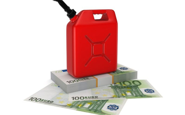 Poseł PiS Bogdan Rzońca: Skąd wiadomo, że Orlen podniesie cenę paliwa?