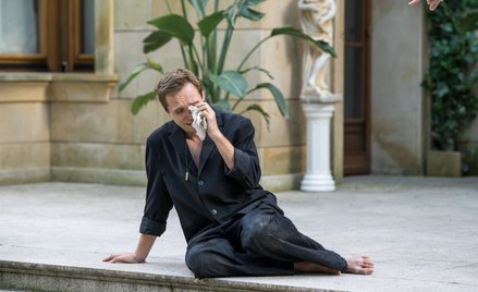 Bartosz Bielenia w tytułowej roli Tartuffe'a