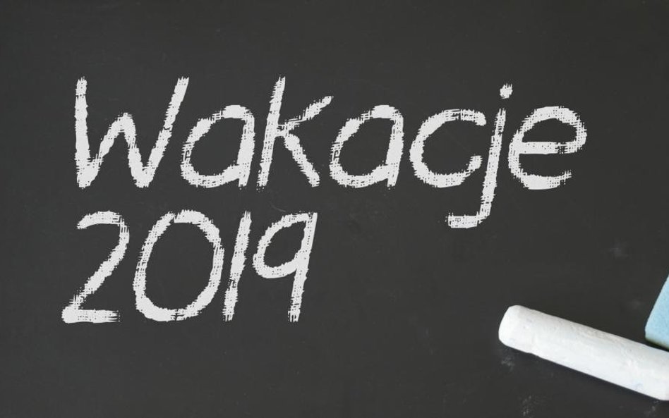 Zakończenie roku 2019 - MEN uspokaja