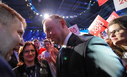 Sondaż: 10 maja Andrzej Duda wygrałby w I turze