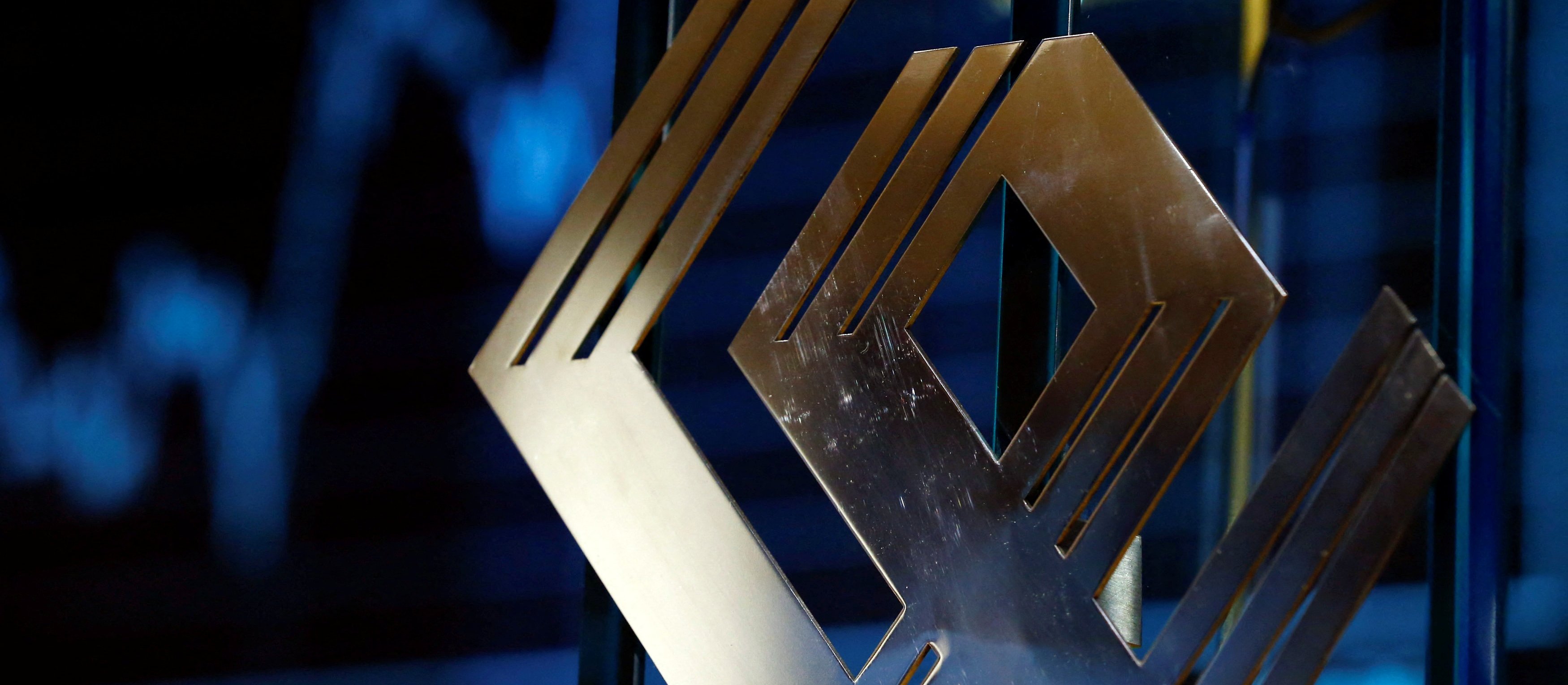 Nowe rekordy, ale i atak podaży na GPW