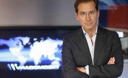 W wakacje Polak szuka newsów