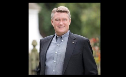 Kandydat do Kongresu: Muzułmanie powinni się nawrócić na chrześcijaństwo