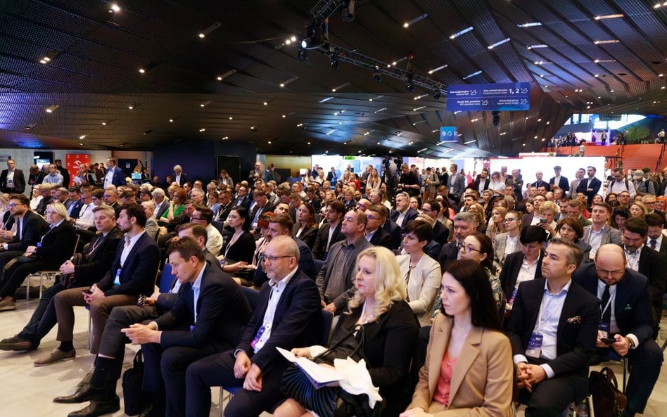 Przemysł w czasach kryzysów