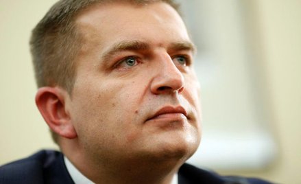 Czy to w porządku, że lekarz przyjmuje pacjenta w swoim prywatnym gabinecie, ale niezbędne badania w