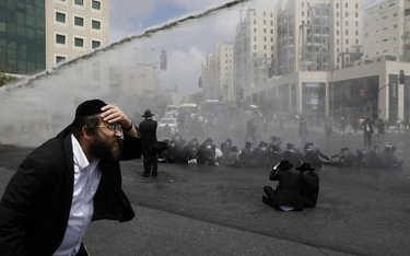 Izrael: Ultraortodoksyjni Żydzi protestują. Nie chcą służyć w armii