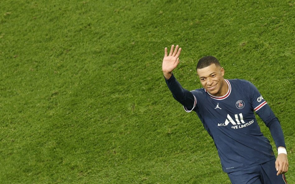 Liga Mistrzów. Hit dla PSG, Messi nie trafił z karnego, Mbappe bohaterem