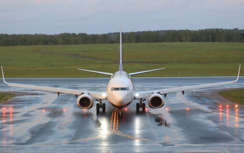 Ominąć Białoruś. Eurocontrol pomaga liniom lotniczym