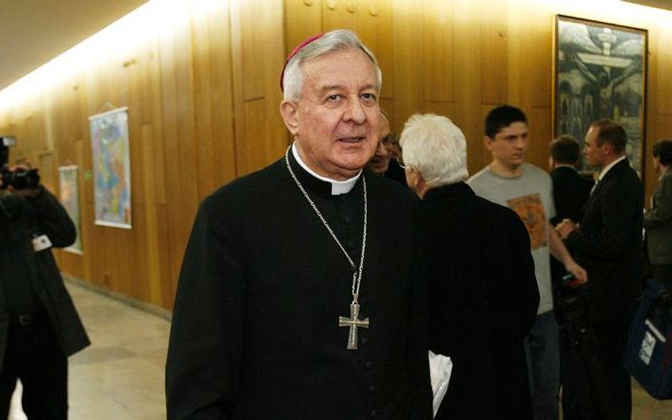 abp Juliusz Paetz