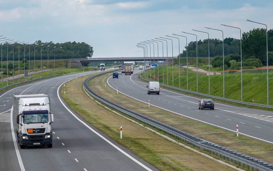 Rośnie popyt na żywność i na transport, który dochodzi do granic przepustowości