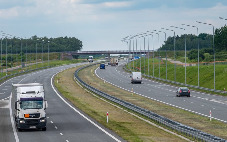 Znowelizowana ustawa o transporcie drogowym już prawem