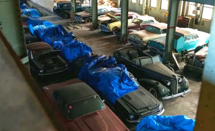 200 klasycznych amerykańskich aut odnaleziono w magazynie