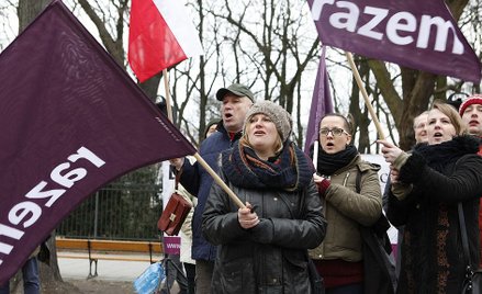 Skrócić tydzień pracy do 35 godzin? Razem będzie zbierać podpisy