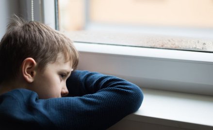 Wmawiali dzieciom, że są molestowane. 18 osób w areszcie