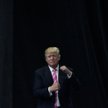 Hillary Clinton na Twitterze: Donald Trump zrobił dla armii mniej, niż imigranci, których chce depor