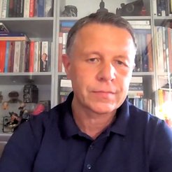Gościem programu Adama Roguskiego był Radosław T. Krochta, prezes MLP Group.