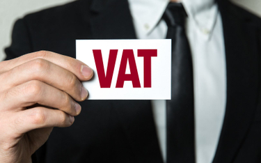 Wpłata na rachunek powierniczy bez VAT