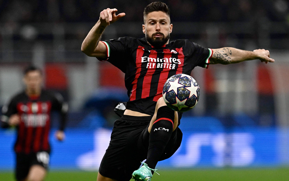 Olivier Giroud przeżywa w Mediolanie kolejną młodość. Jego gol dał Milanowi awans do półfinału